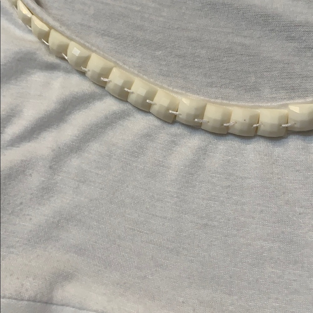 ava james- Ivory Tunic Blouse EUC - Picture 3 of 5